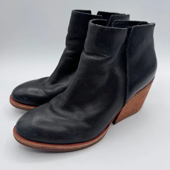 Kork Ease Chandra Black Leather Ankle Booties Wedge Heel Zipper Women Size 6M - Picture 3 of 9